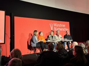 MBS24-speeddating_podium1_c_eickelschult